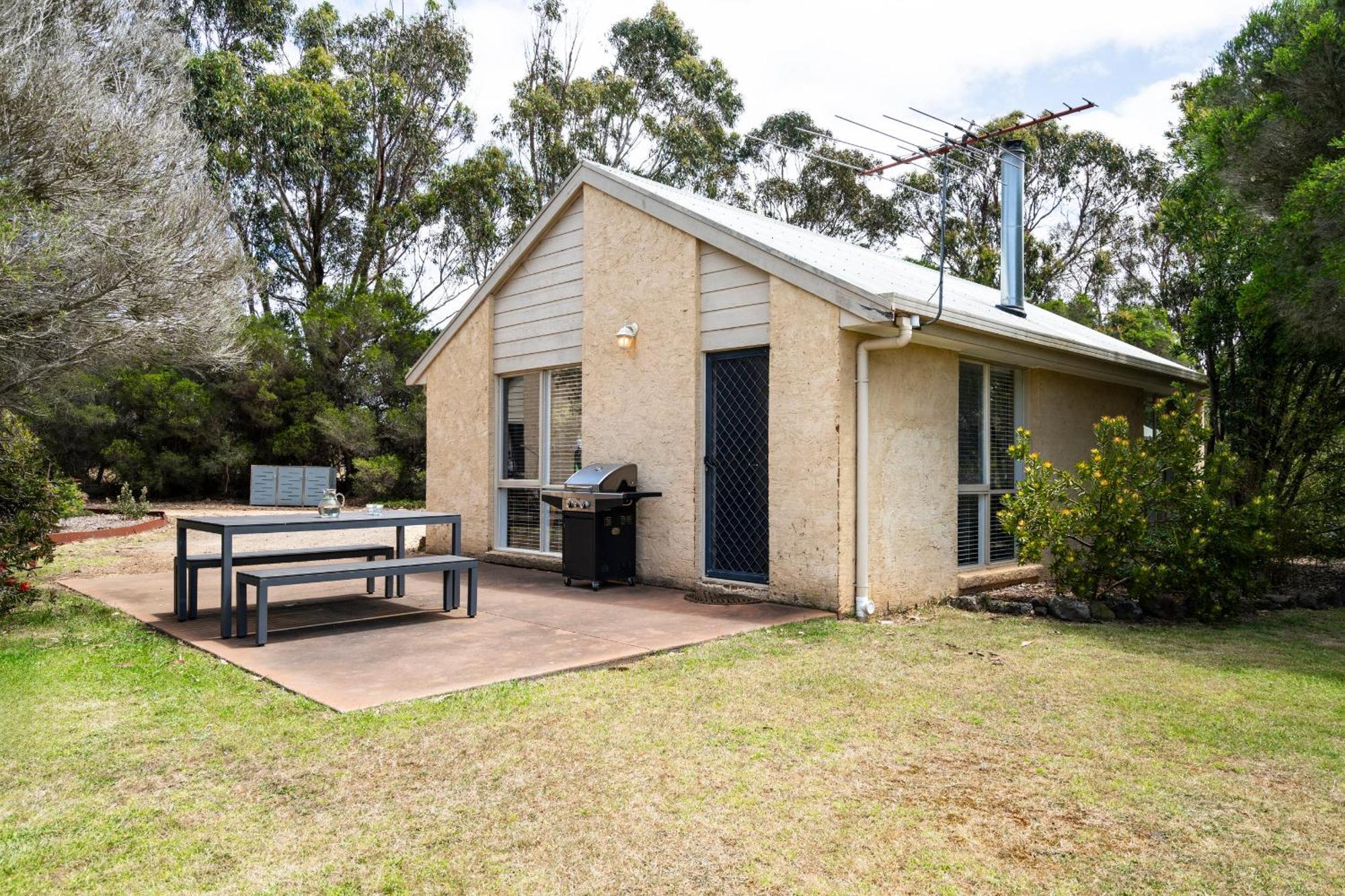 Bells Beach Cottages Bellbrae Exterior photo